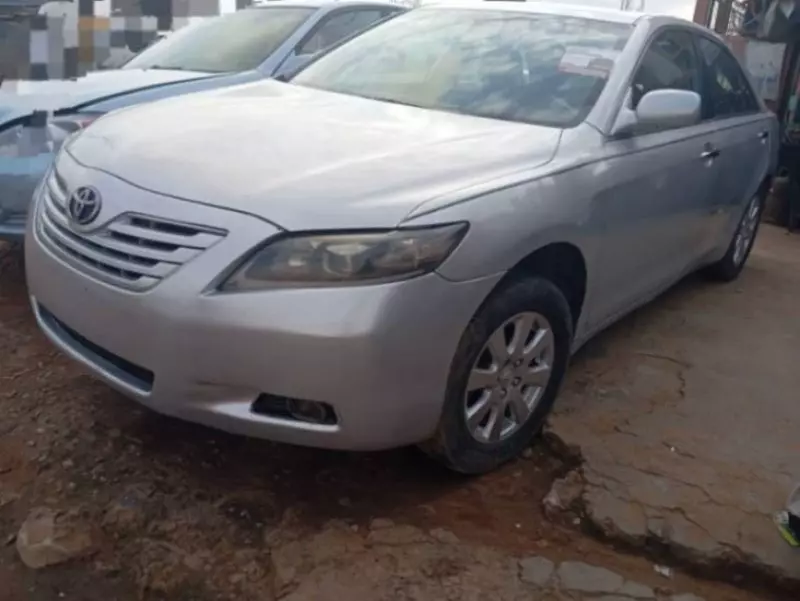 Toyota Camry   - 2007