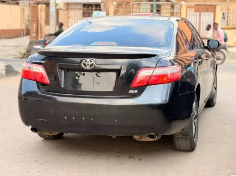 Toyota Camry   - 2007