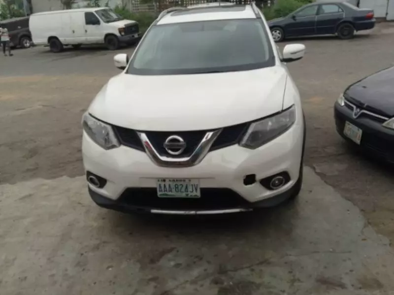 Nissan Rogue   - 2015