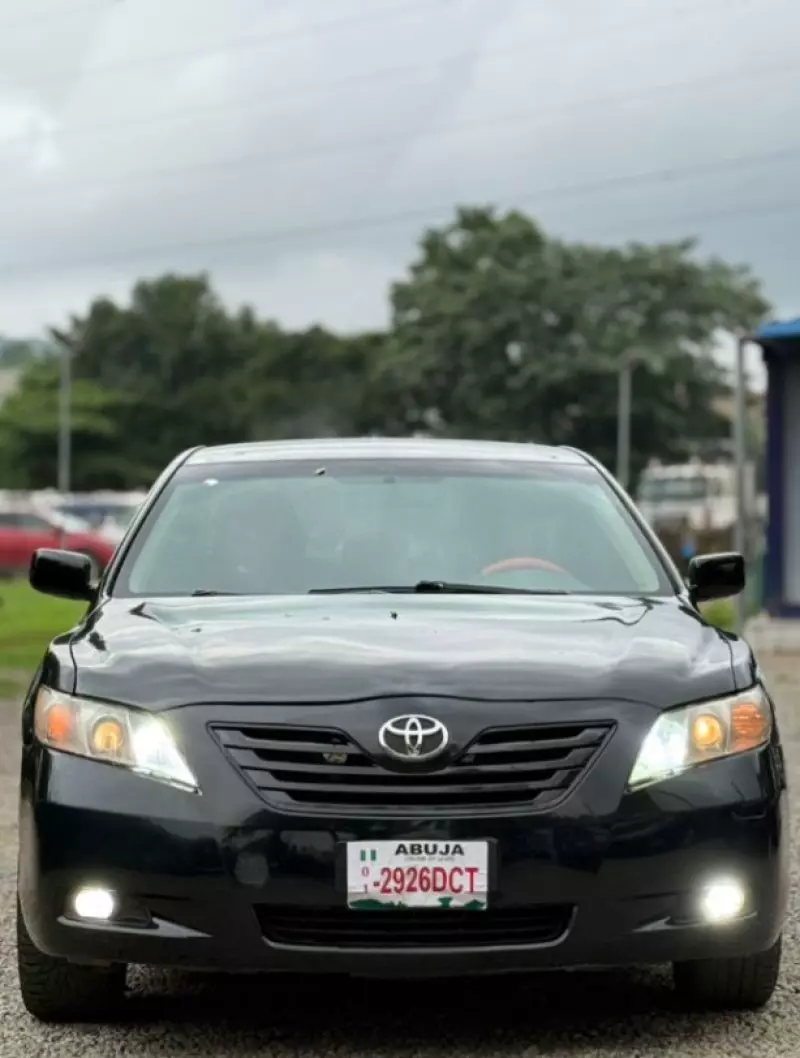 Toyota Camry   - 2008