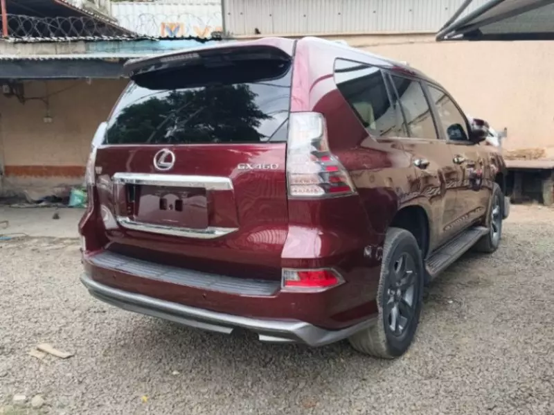 Lexus GX 460   - 2011
