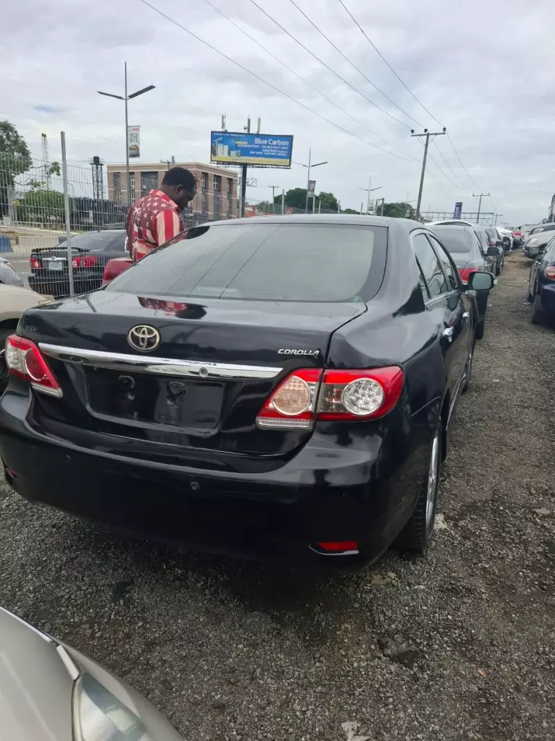 Toyota Corolla - 2013