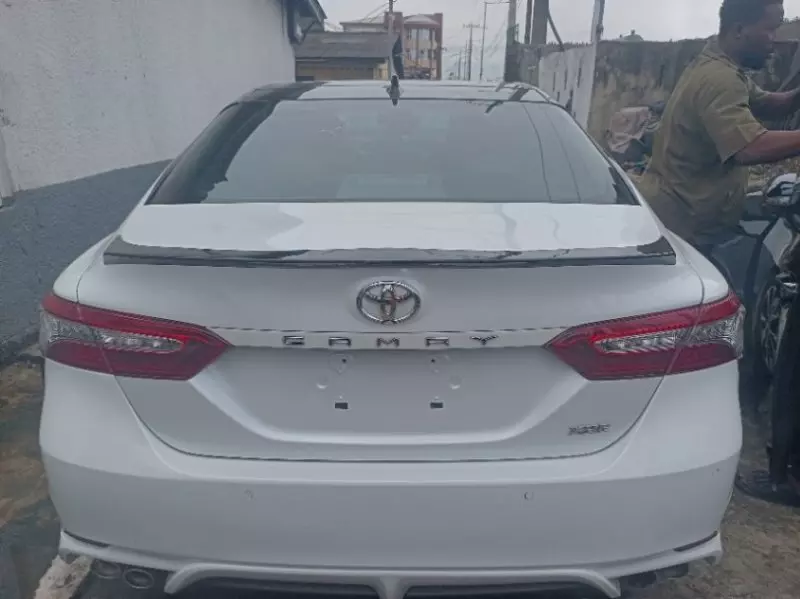 Toyota Camry   - 2019