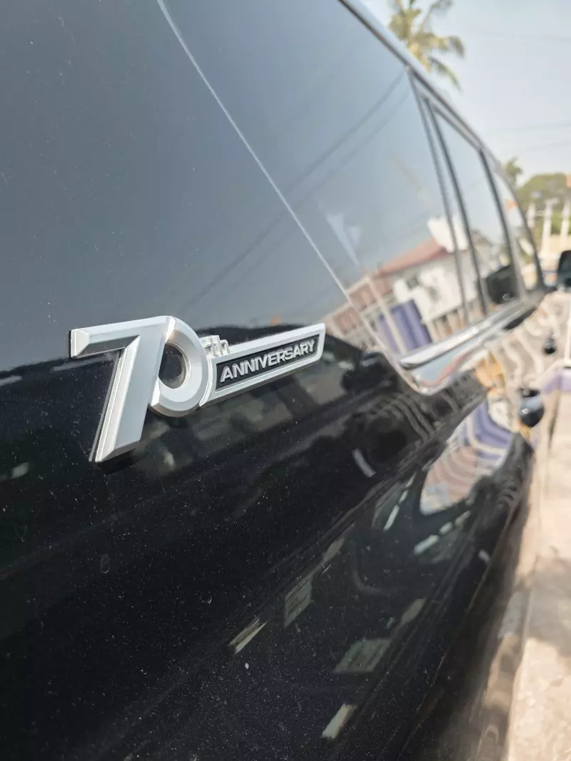 Toyota Landcruiser Prado   -