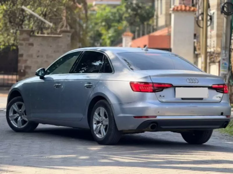 Audi A4   - 2016