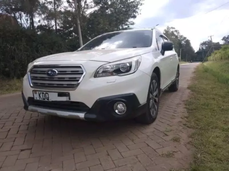 Subaru Outback   - 2015
