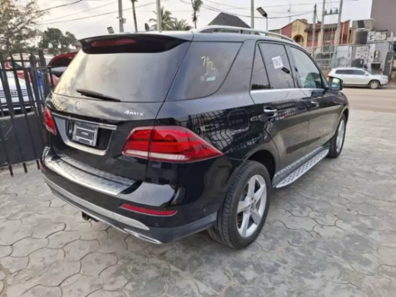 Mercedes-Benz GLE 350   - 2018