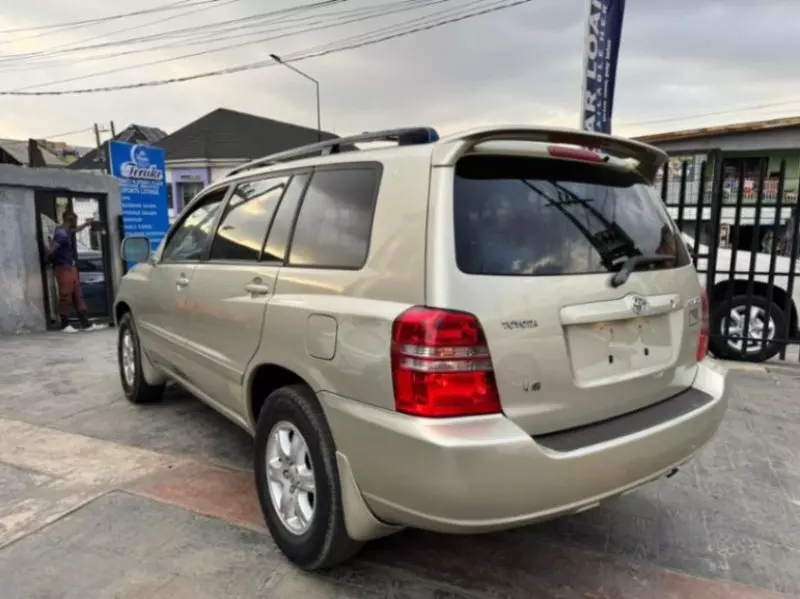 Toyota Highlander   - 2009