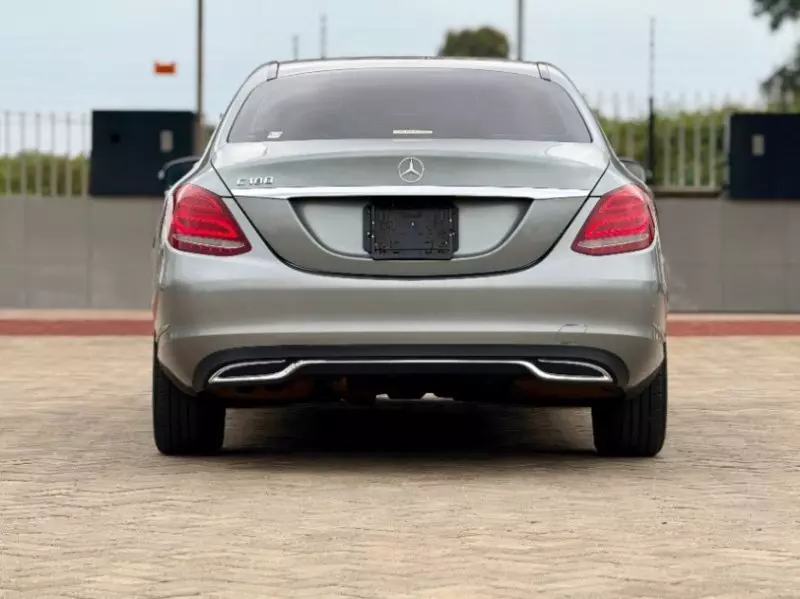 Mercedes-Benz C 180   - 2014