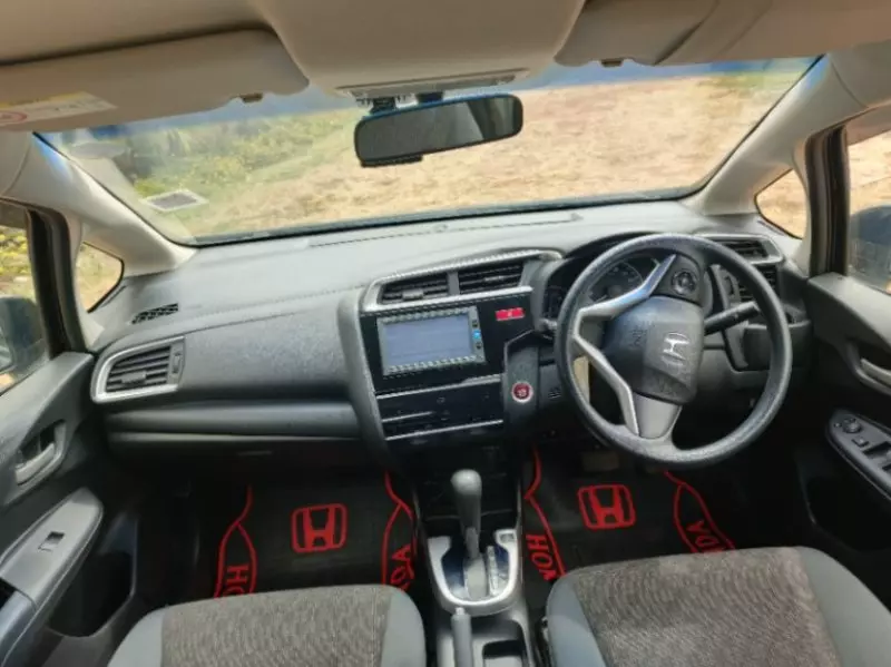 Honda Fit   - 2016
