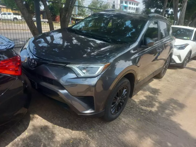 Toyota RAV 4   - 2016