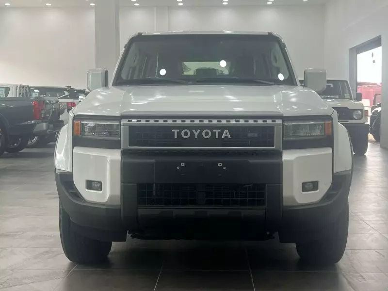 Toyota Land Cruiser Prado   - 2024