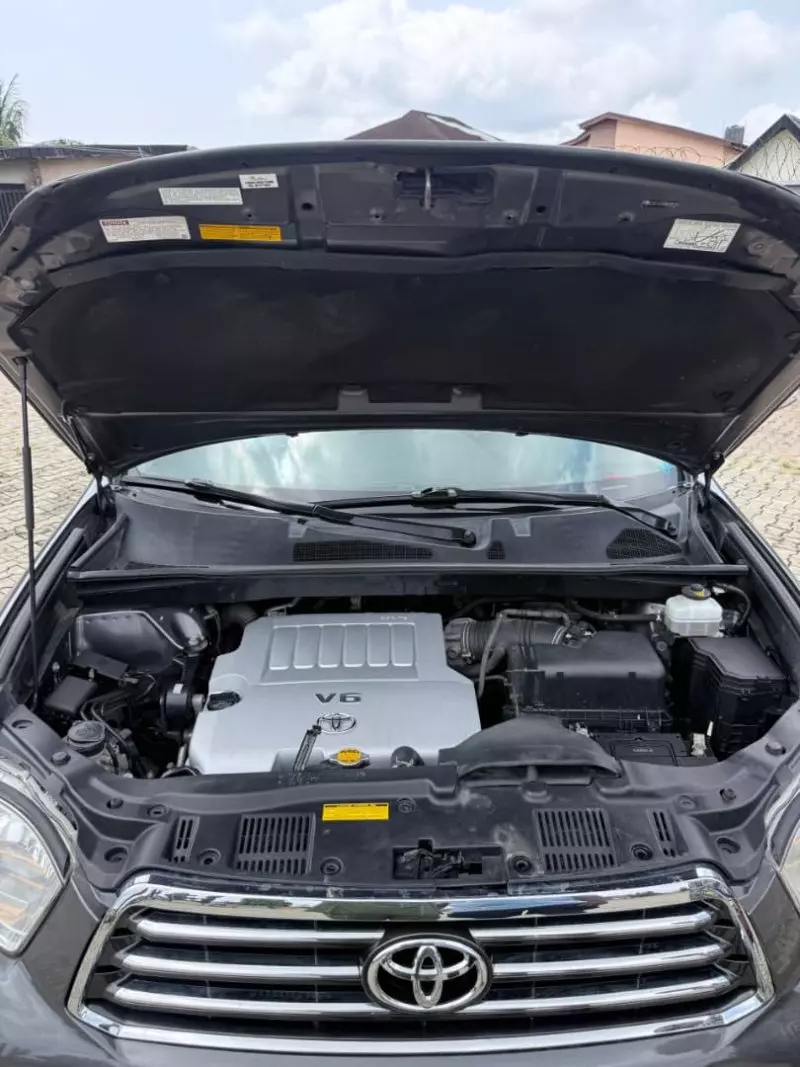 Toyota Highlander   - 2008