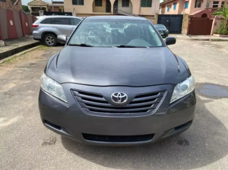 Toyota Camry   - 2008