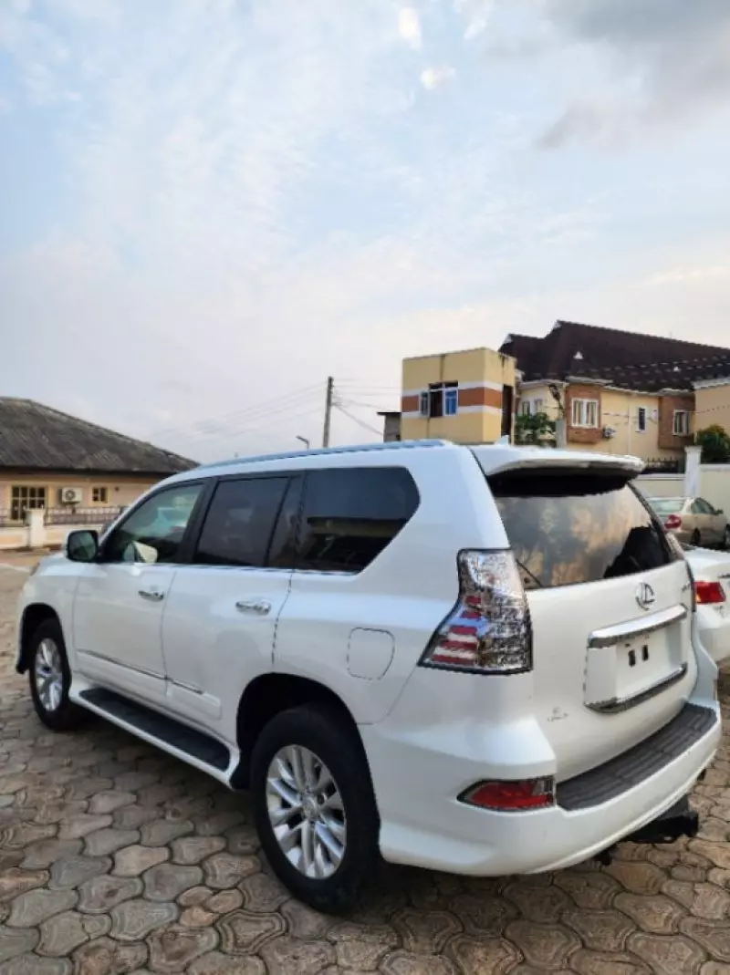 Lexus GX 460   - 2014