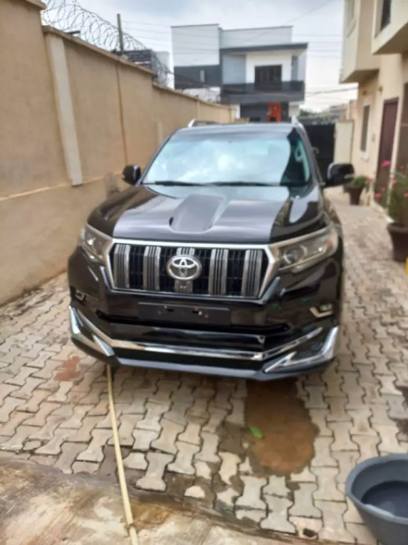 Toyota Land Cruiser Prado   - 2019