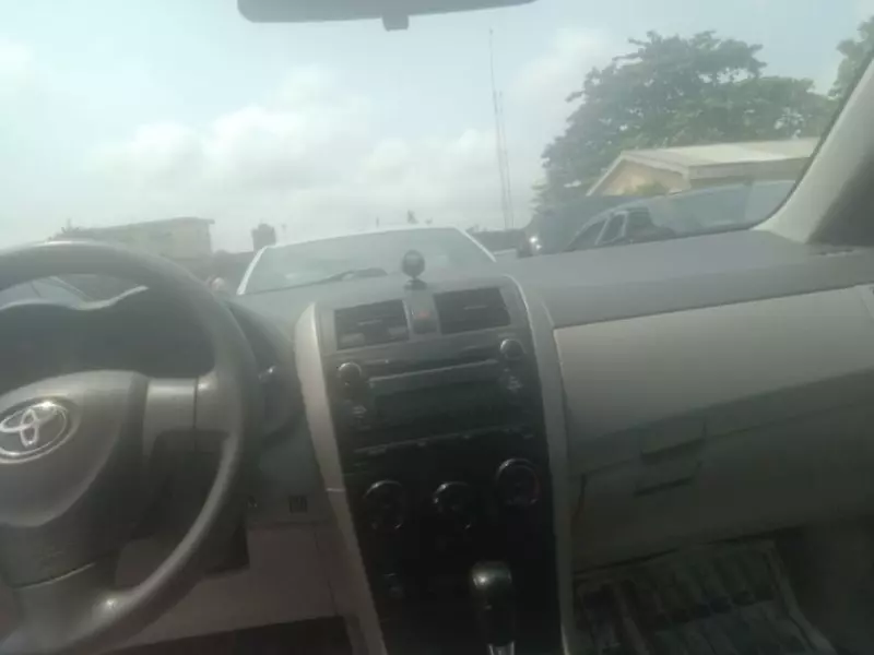 Toyota Corolla   - 2013