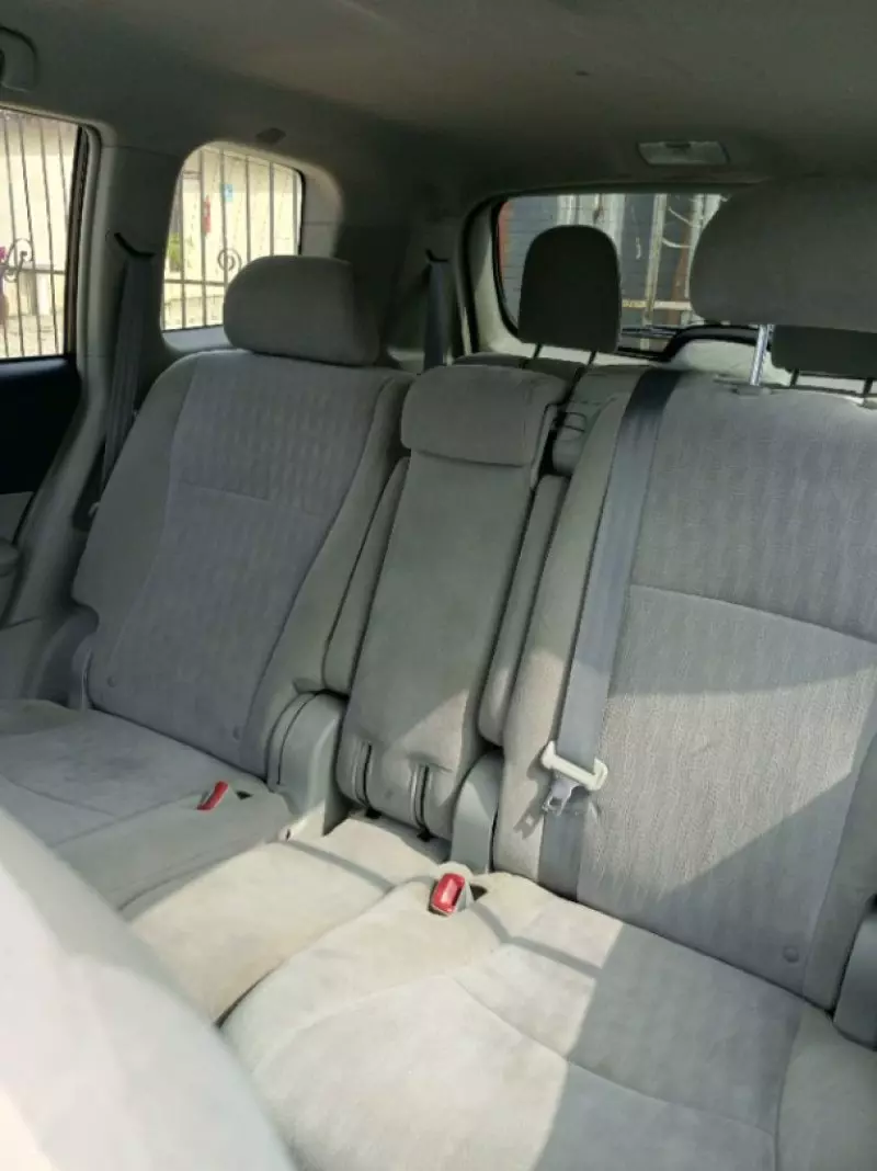 Toyota Highlander   - 2010