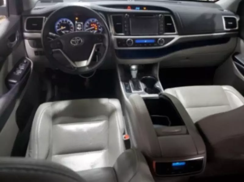 Toyota Highlander   - 2009