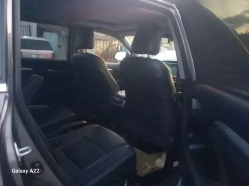 Toyota Highlander   - 2017