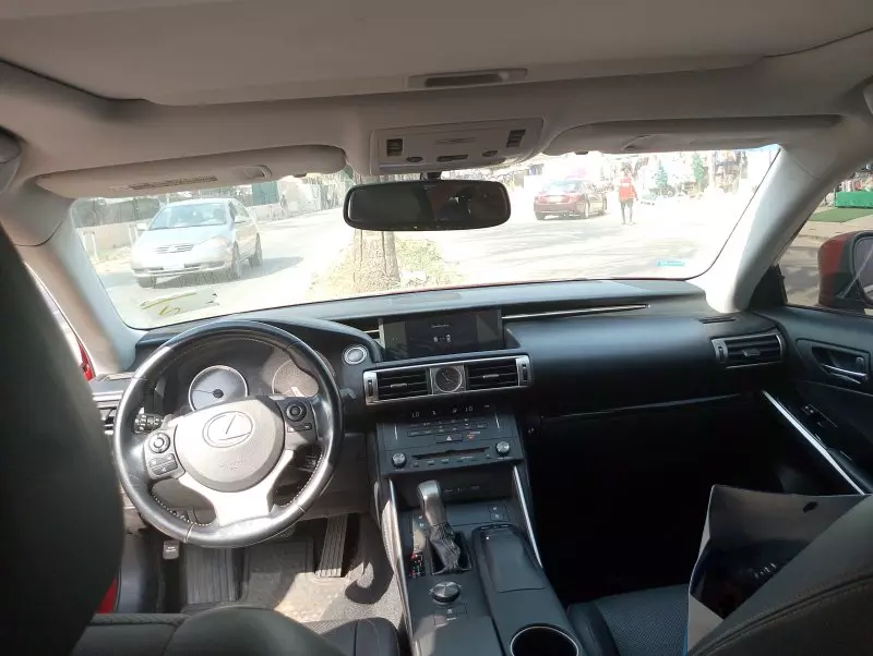 Lexus IS 250   - 2015