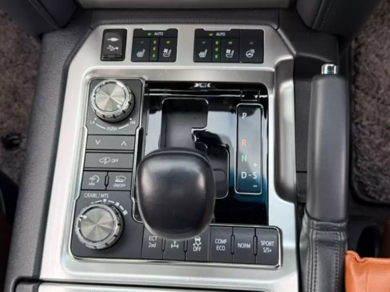 Toyota Landcruiser ZX   - 2018