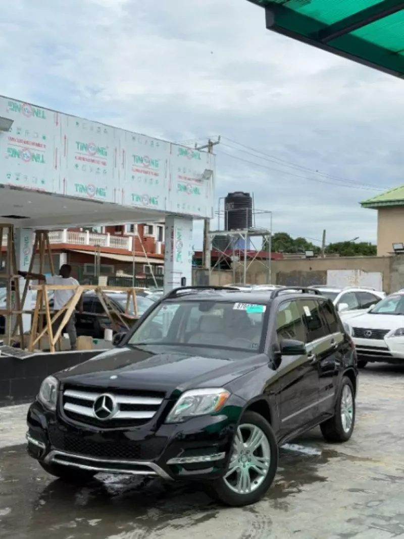 Mercedes-Benz GLK 350   - 2013