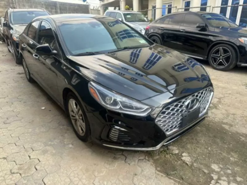 Hyundai Sonata   - 2019