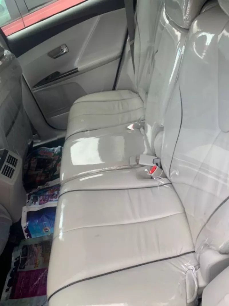 Toyota Venza   - 2013