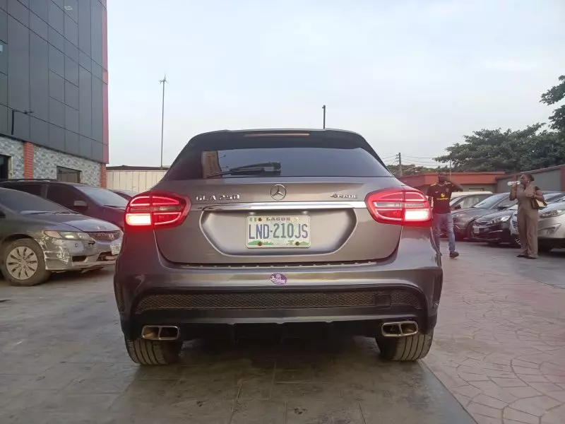 Mercedes-Benz GLA 250