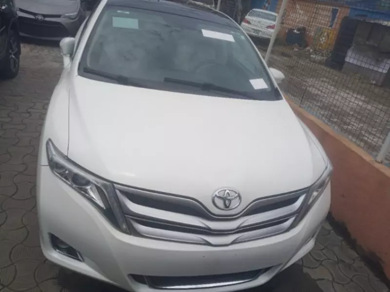 Toyota Venza   - 2014