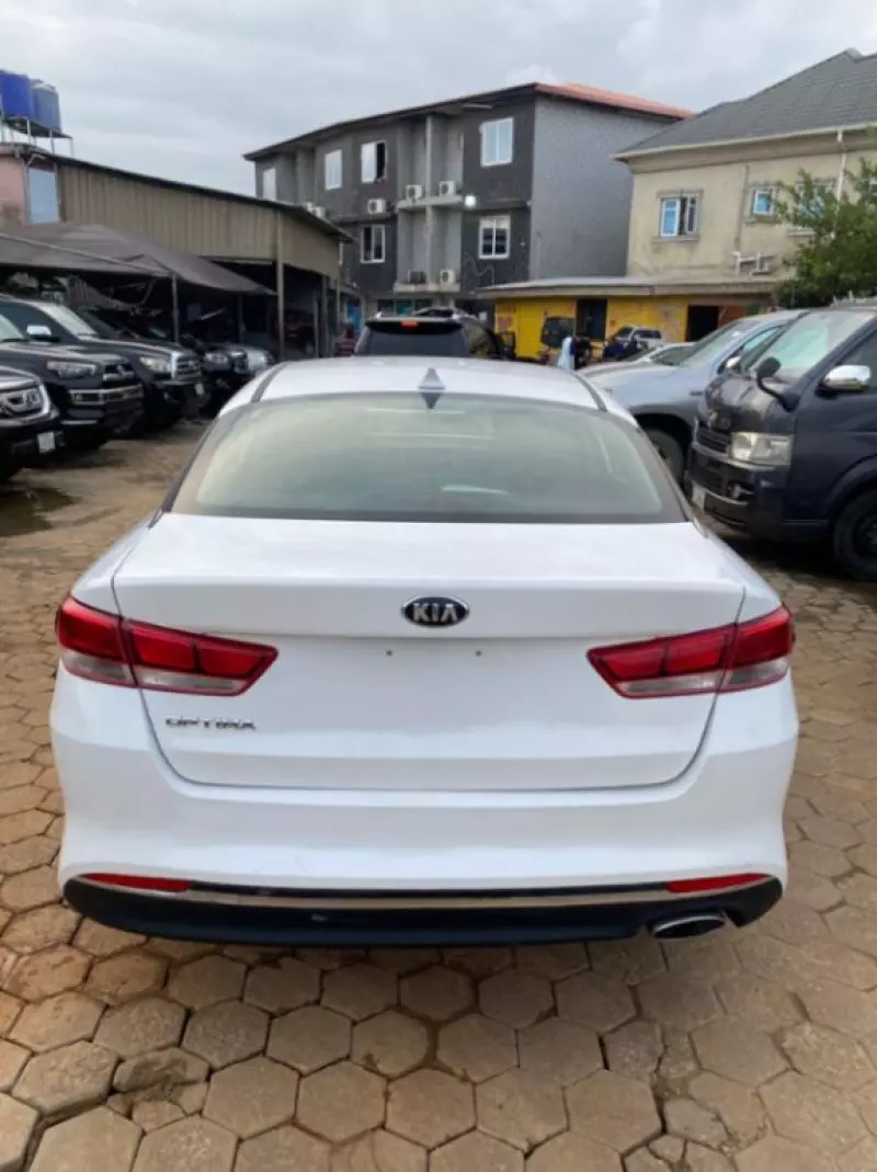 KIA Optima   - 2018