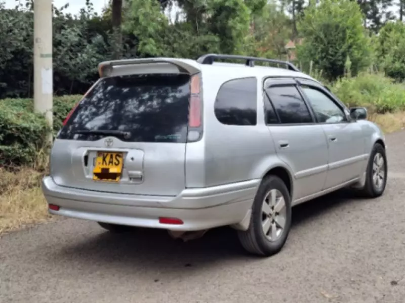 Toyota Sprinter   - 1999