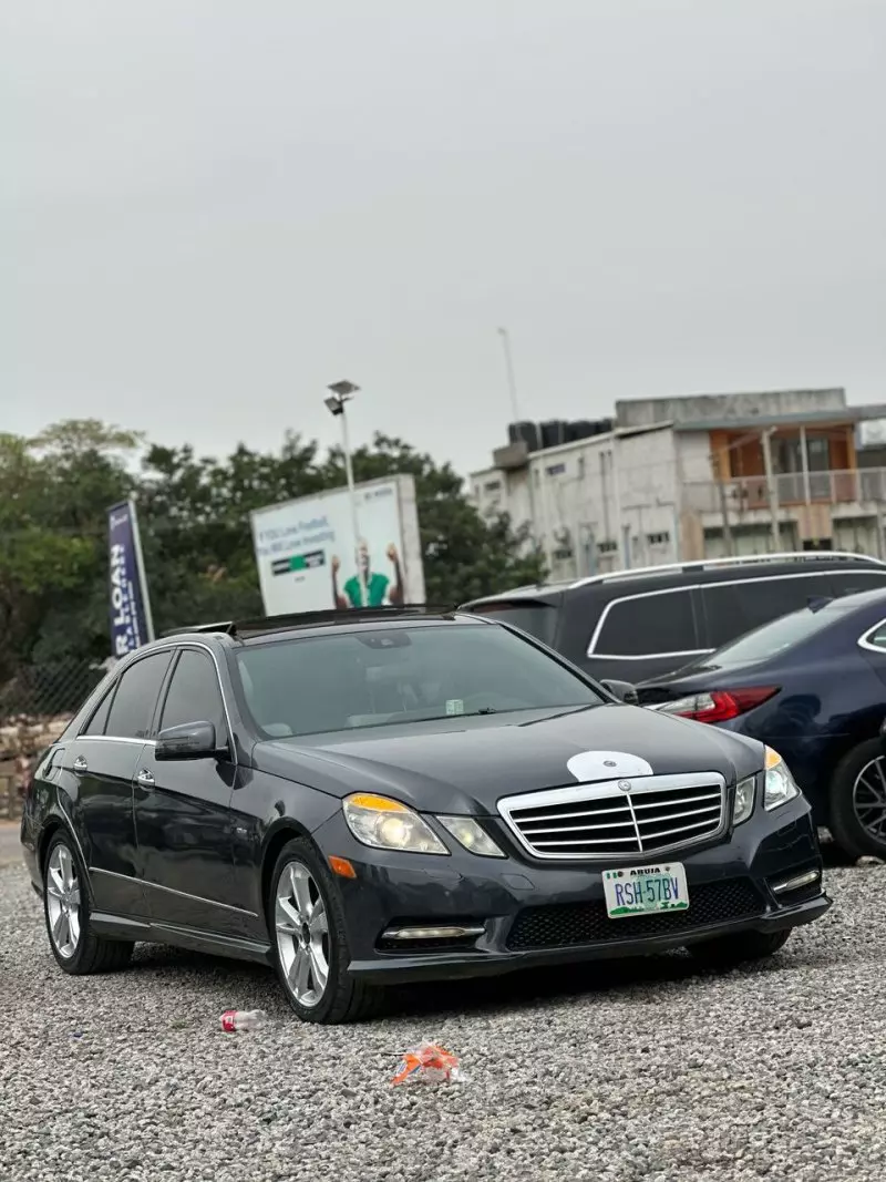 Mercedes-Benz E 350   - 2012