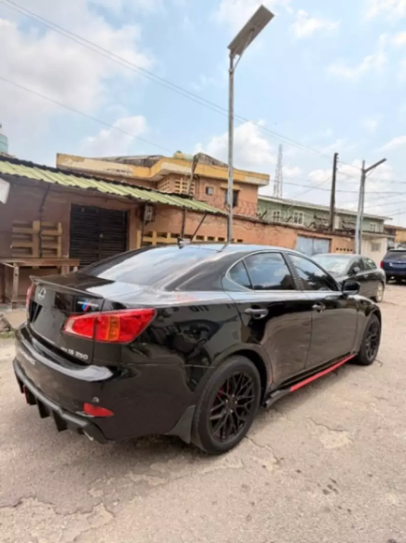 Lexus IS 250