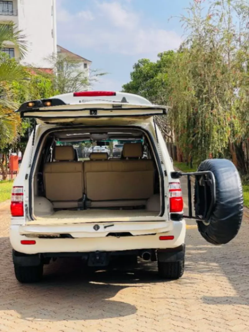 Toyota Landcruiser 300   - 2007