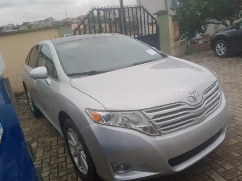 Toyota Venza   - 2013
