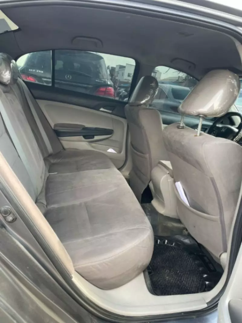 Honda Accord   - 2012