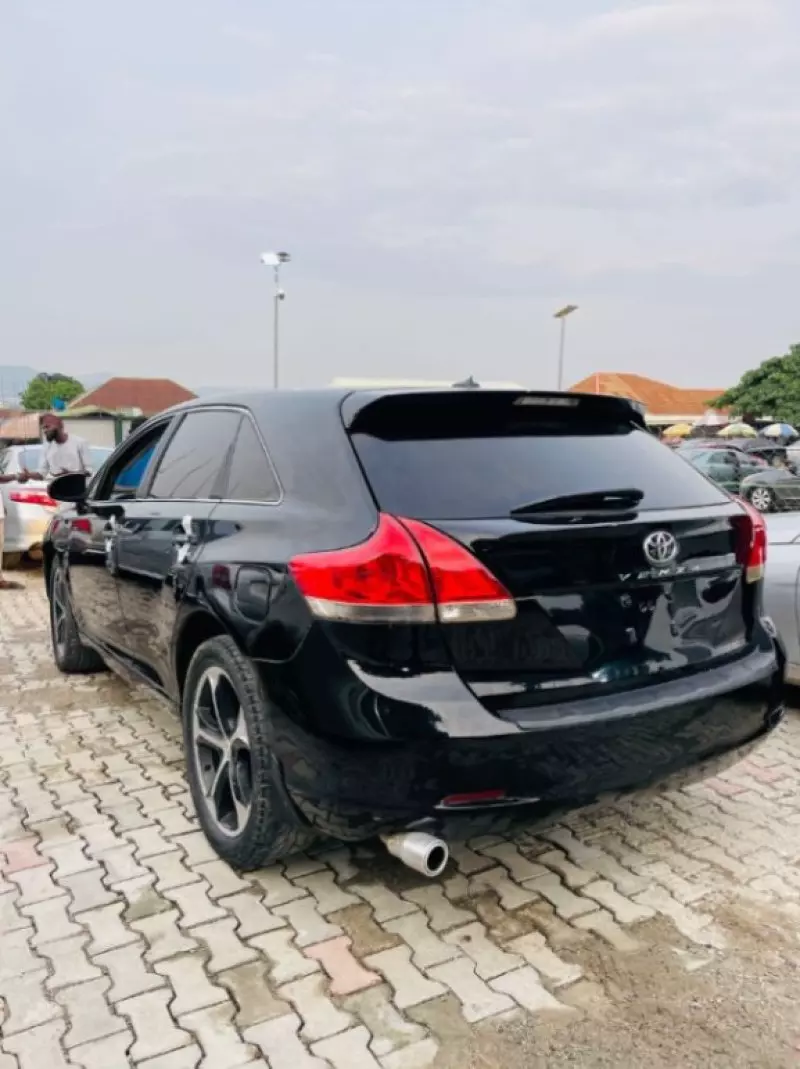 Toyota Venza   - 2013