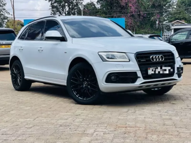 Audi Q5   - 2016