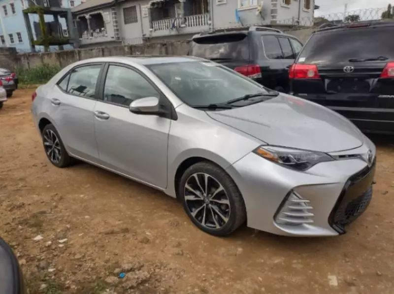 Toyota Corolla - 2019