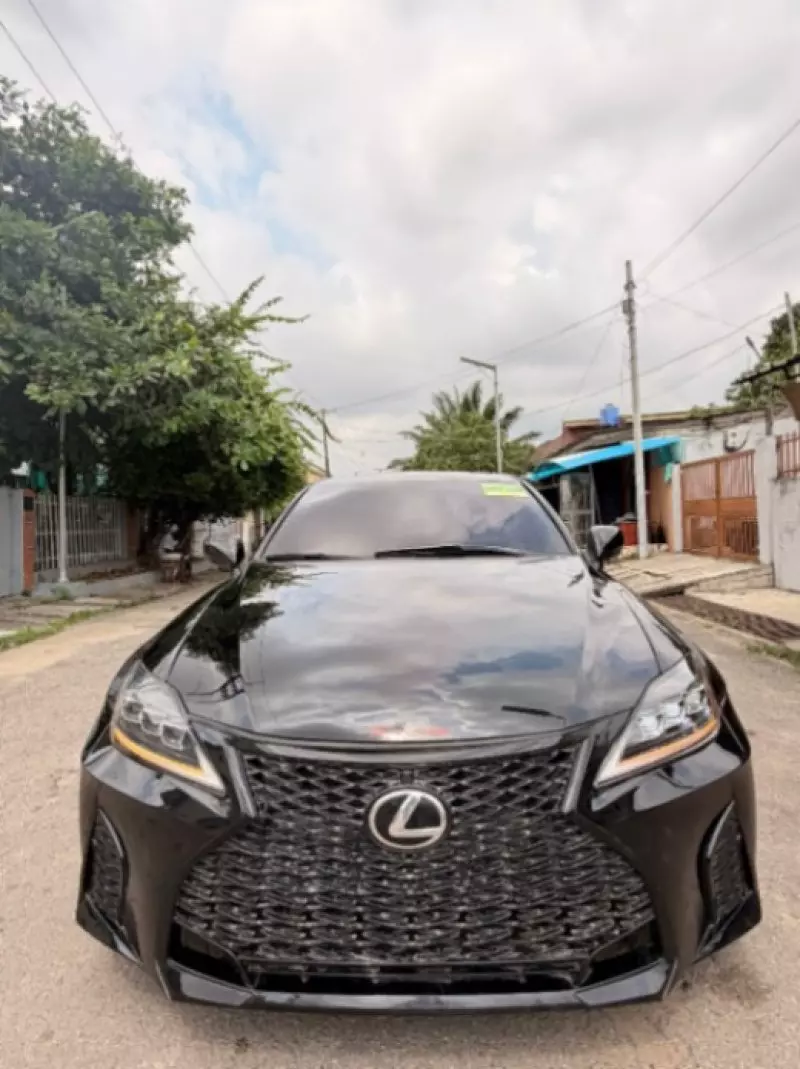 Lexus IS 250