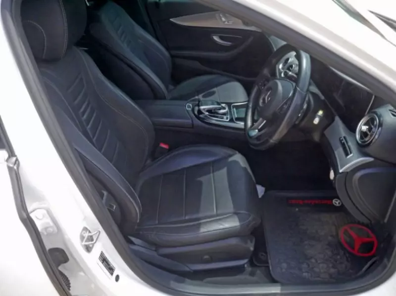 Mercedes-Benz E200   - 2017