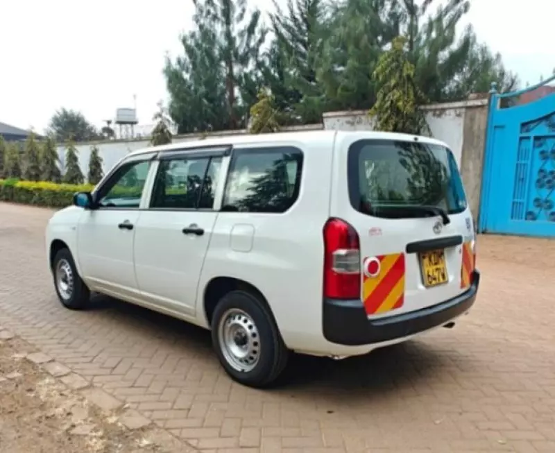 Toyota Probox    - 2016