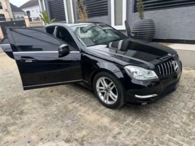 Mercedes-Benz C-Class   - 2014