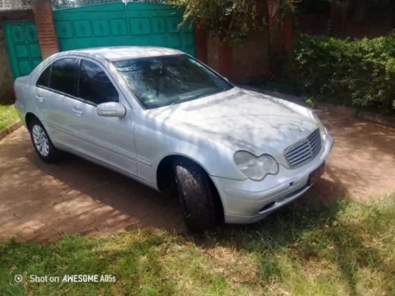 Mercedes-Benz C 230   - 2006