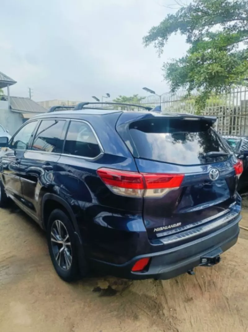 Toyota Highlander - 2016