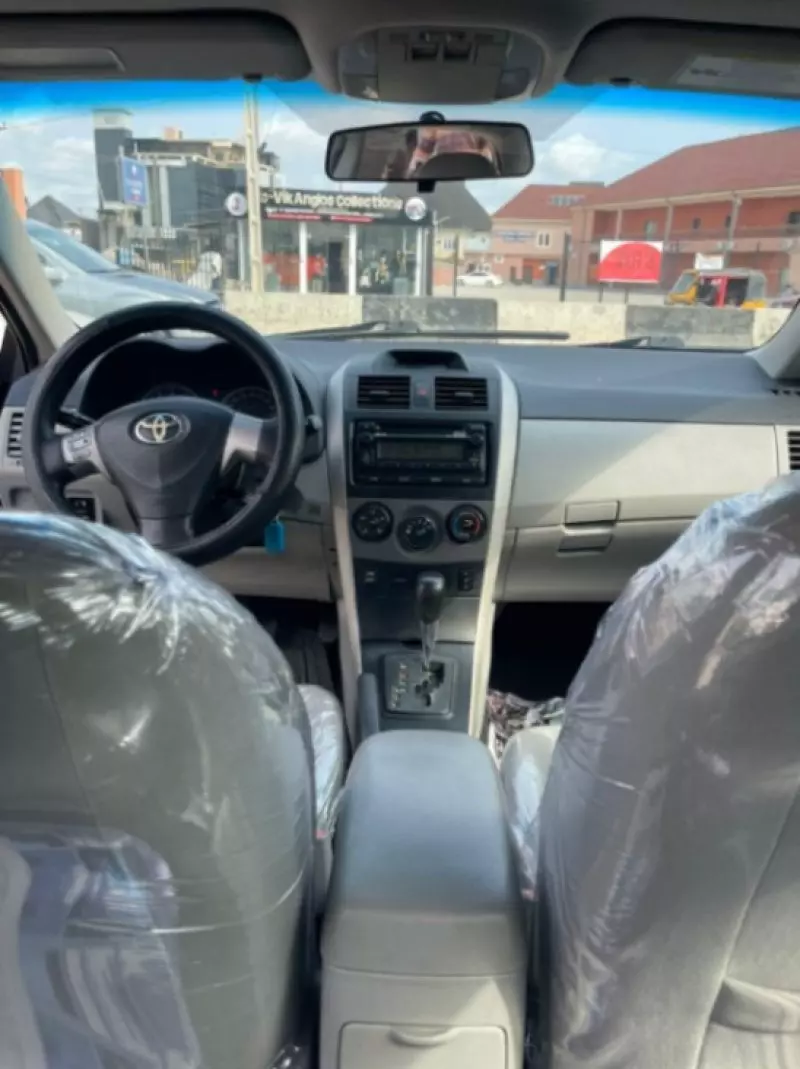 Toyota Corolla - 2013