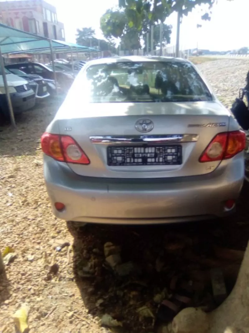 Toyota Corolla - 2009