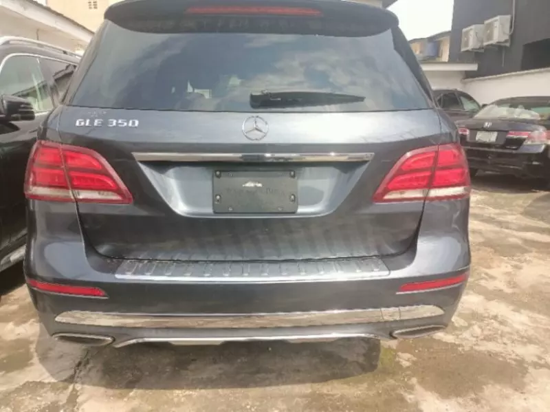 Mercedes-Benz GLE 350   - 2016